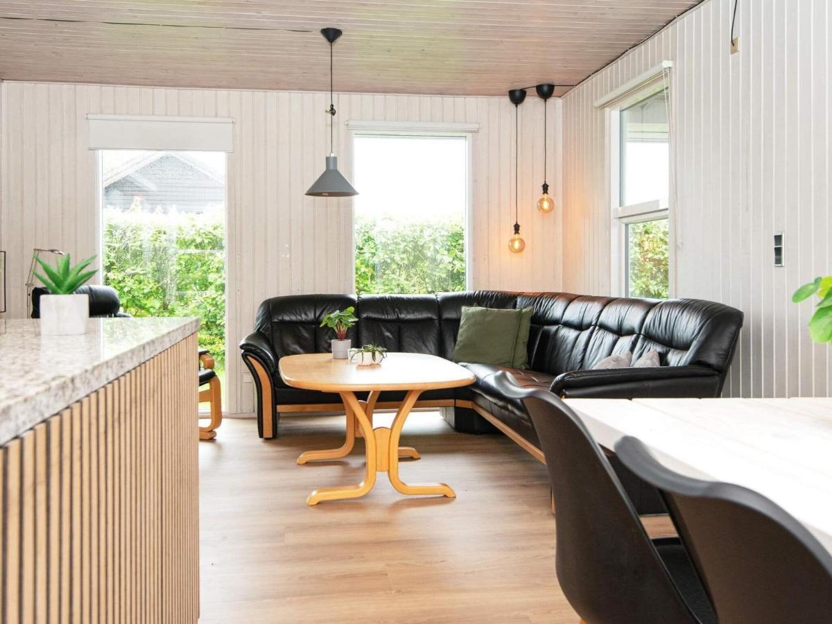 9 Person Holiday Home In Juelsminde Sonderby  Екстер'єр фото