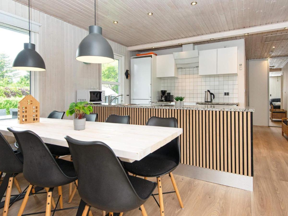 9 Person Holiday Home In Juelsminde Sonderby  Екстер'єр фото